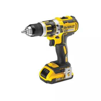   DEWALT Akkus ütvefúró-csavarozó 18 V szénkefe nélküli (2 x 2,0 Ah akku + töltő) DCD795D2