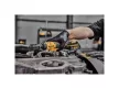 DEWALT Akkus racsnis csavarkulcs 18 V (1 x 2 Ah + töltő) DCF512D1G