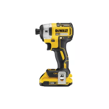   DEWALT Akkus ütvecsavarozó 18 V szénkefe nélküli (2 x 2,0 Ah akku + töltő) DCF887D2