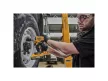 DEWALT Akkus ütvecsavarozó 18 V szk. nélküli 1/2" 812 Nm (2 x 5,0 Ah akku + töltő + TSTAK)
